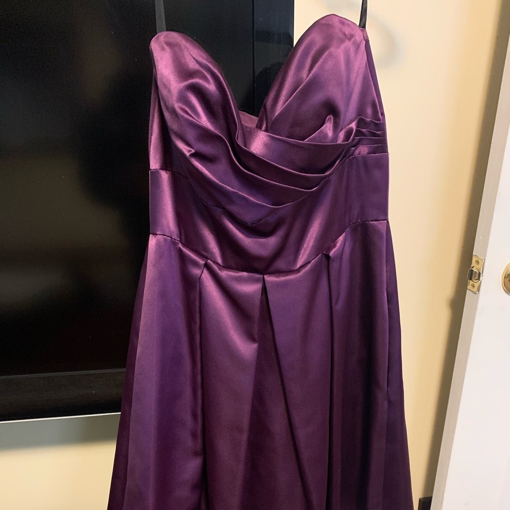 Strapless- with pockets-silk knee length